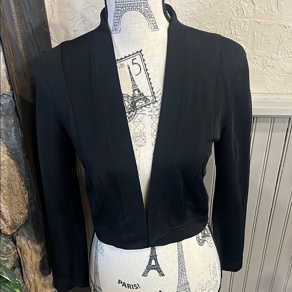 Tadashi Shoji Black Cropped Blazer with Notched Lapel